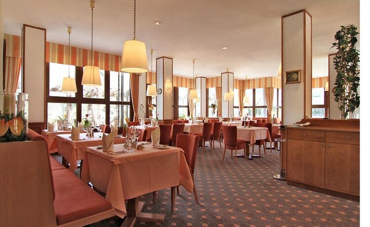 Amber Hotel Bavaria De Bad Reichenhall Eisenmann Kadir 580030 10